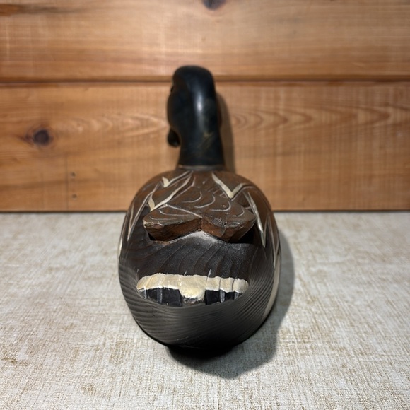 Wildlife Collectibles H.P. Vintage Duck Decoy with Glass Eyes (Hand Carved) - Picture 4 of 12